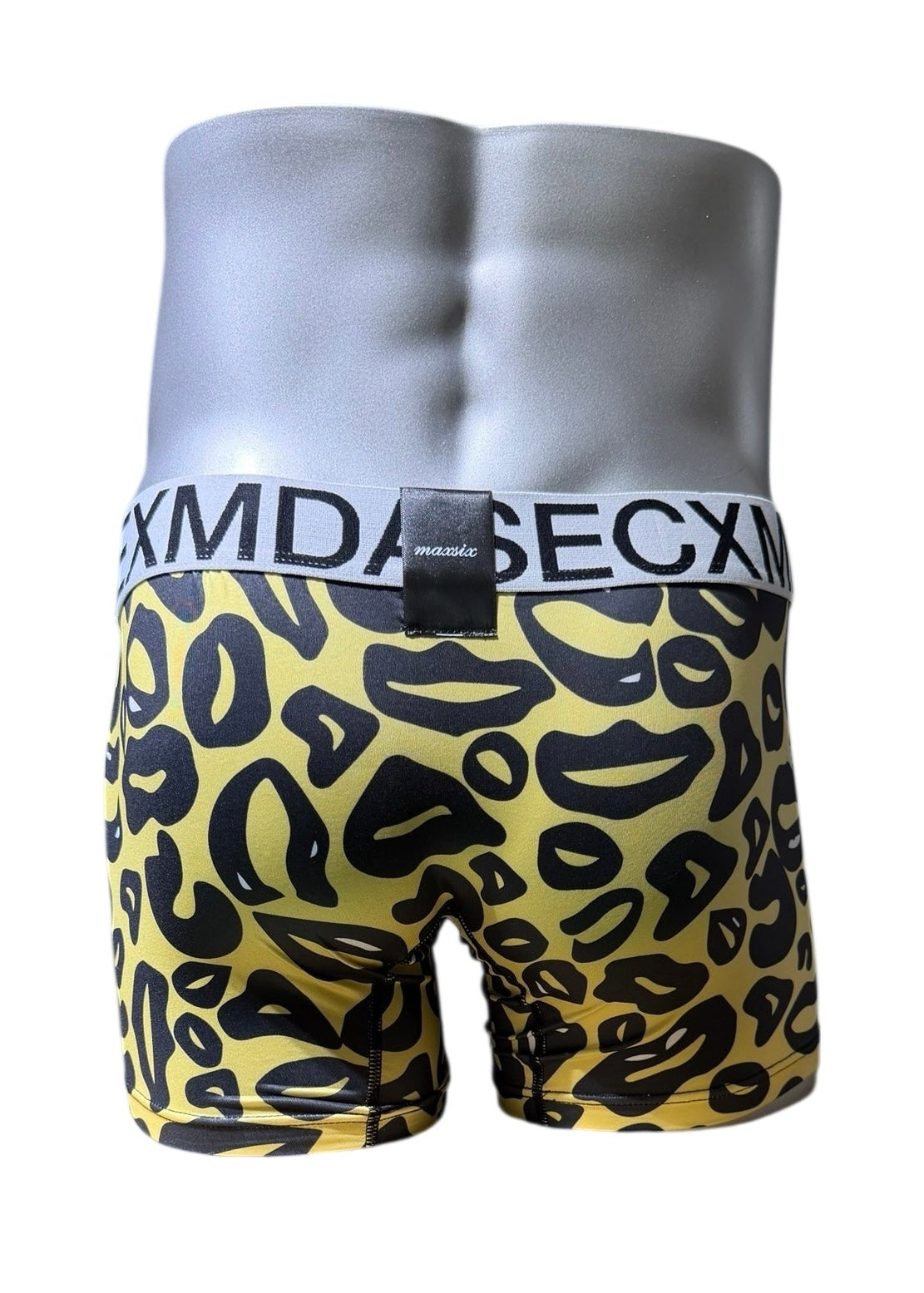 MAXSIX – MIKIOART.TOKYO Official Store